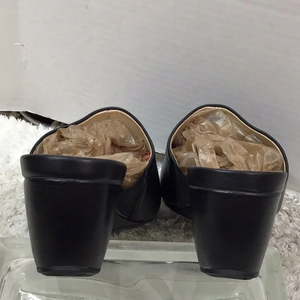 David Tate black leather wedge slides 9W